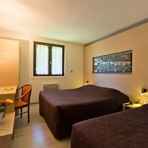 https://albhotel-grill.hotels-rhonealpes.com